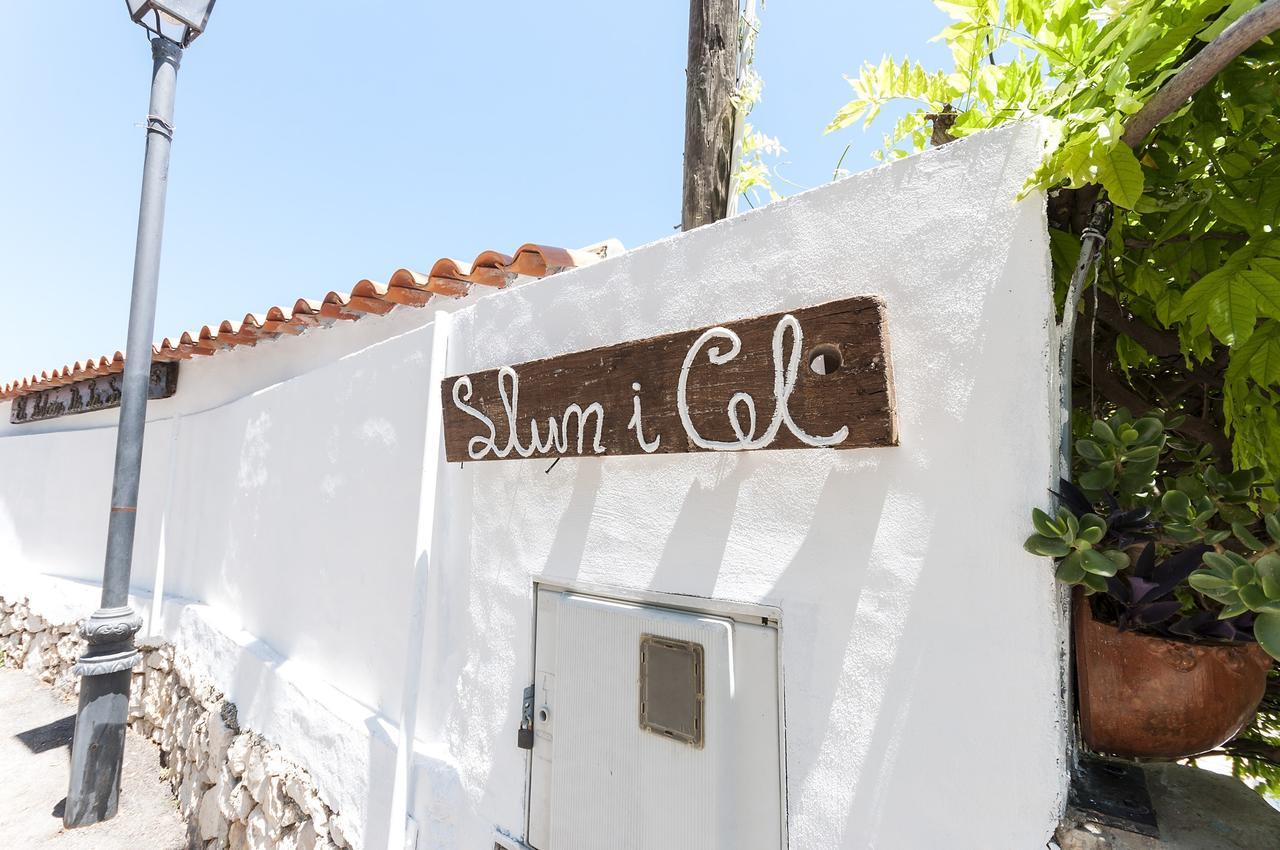 Vila Llumicel Ador Exteriér fotografie