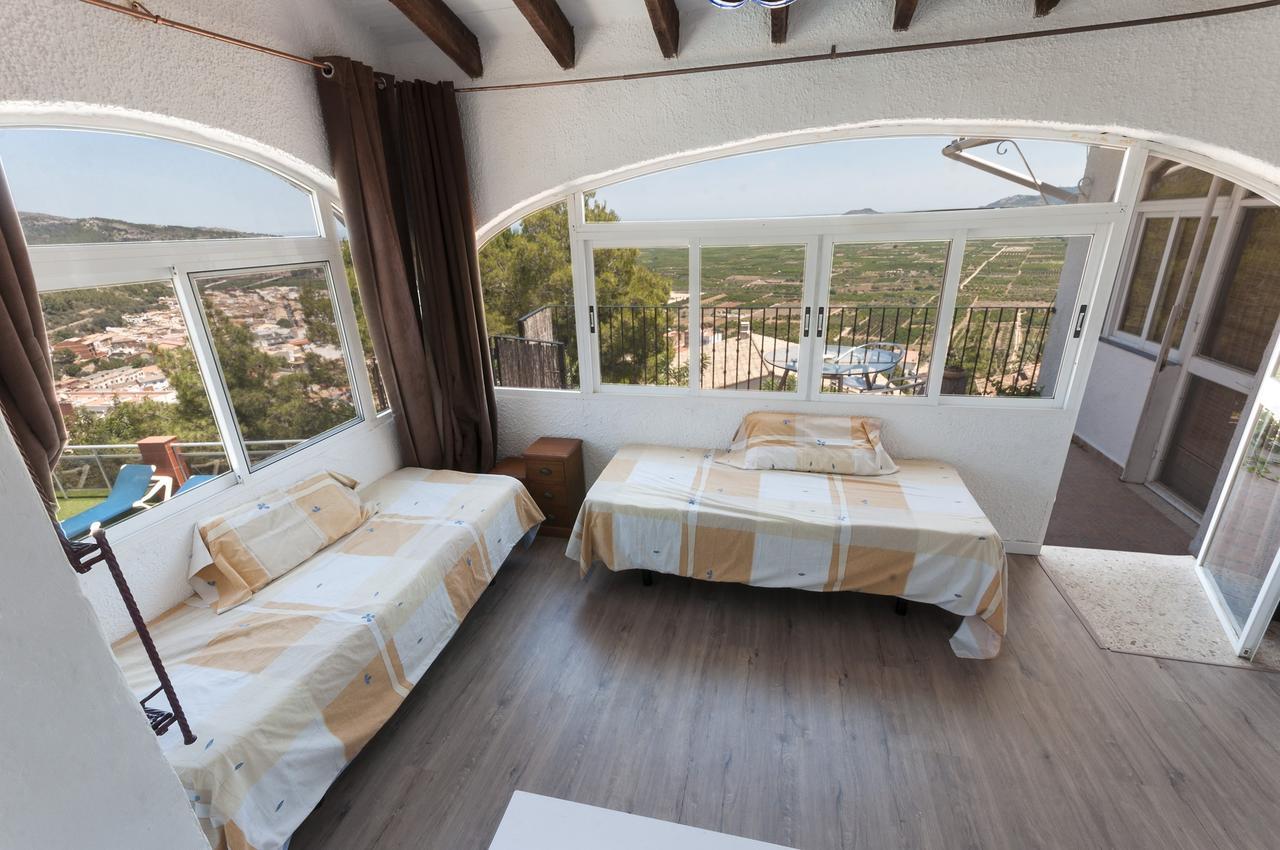 Vila Llumicel Ador Exteriér fotografie