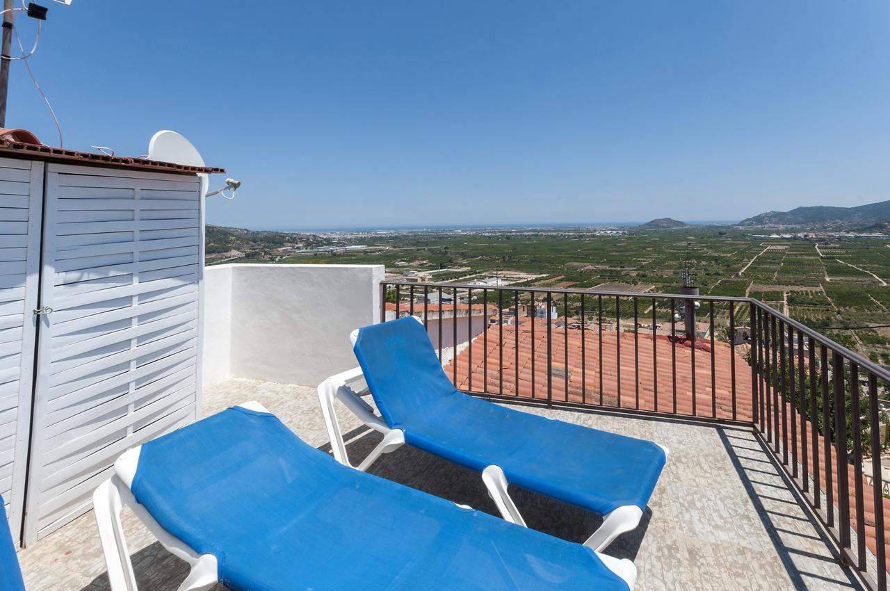 Vila Llumicel Ador Exteriér fotografie